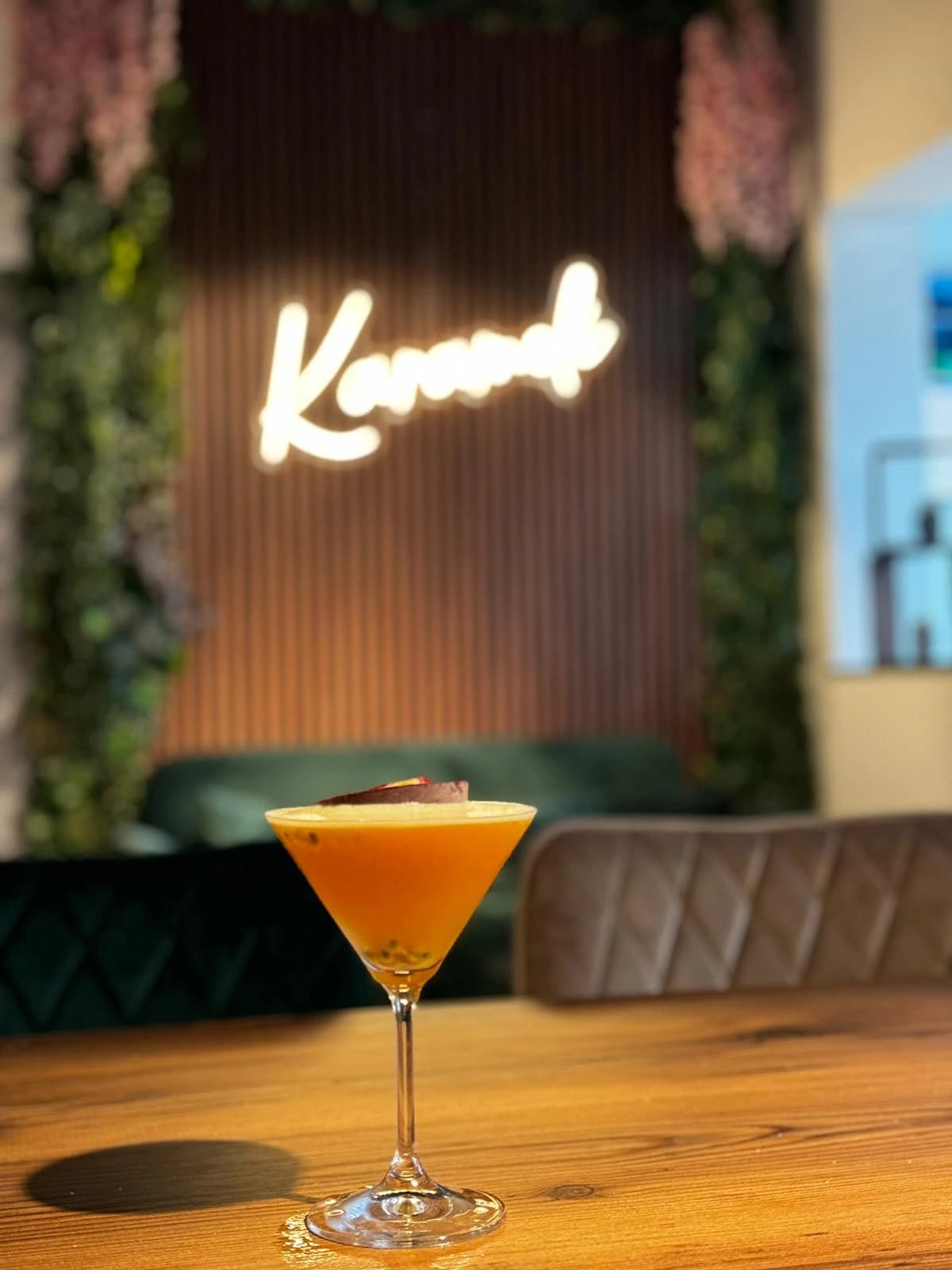 Le comptoir de pâtisseries de la boulangerie Karameli